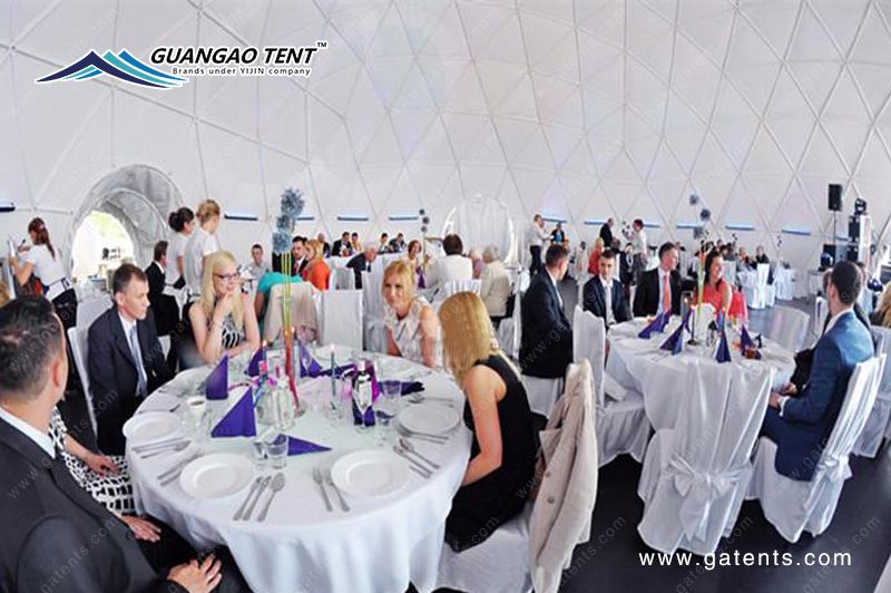 Restaurant tent 04